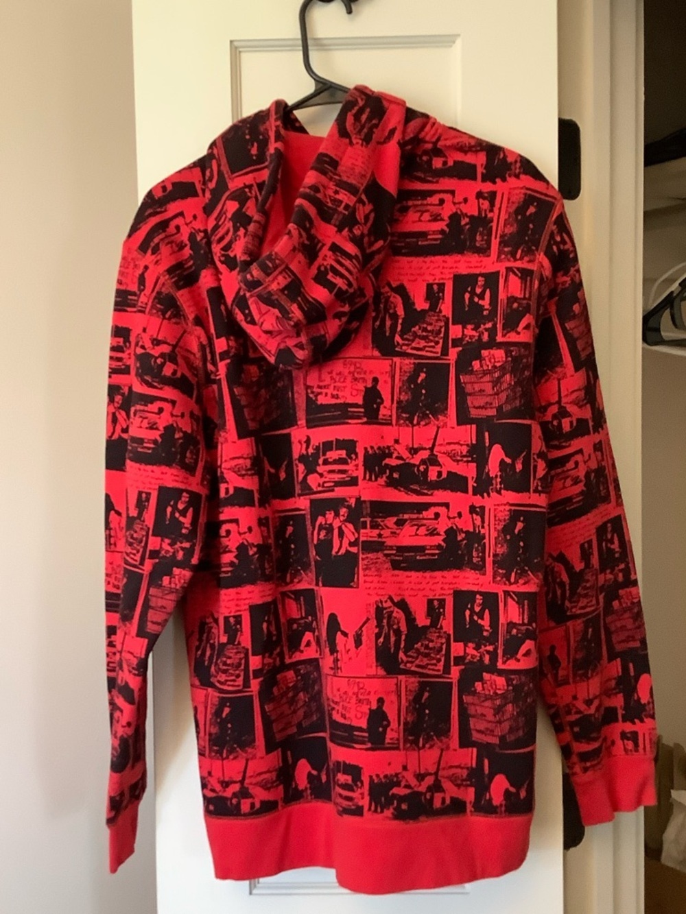 HUF Red and Black Photo-Print Crewneck Sweatshirt - Picture 5 of 7